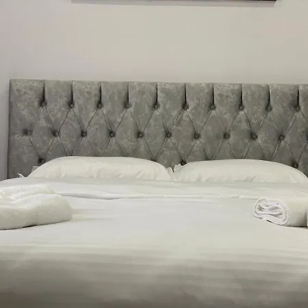 Restaurant Deso 호텔 Shijak